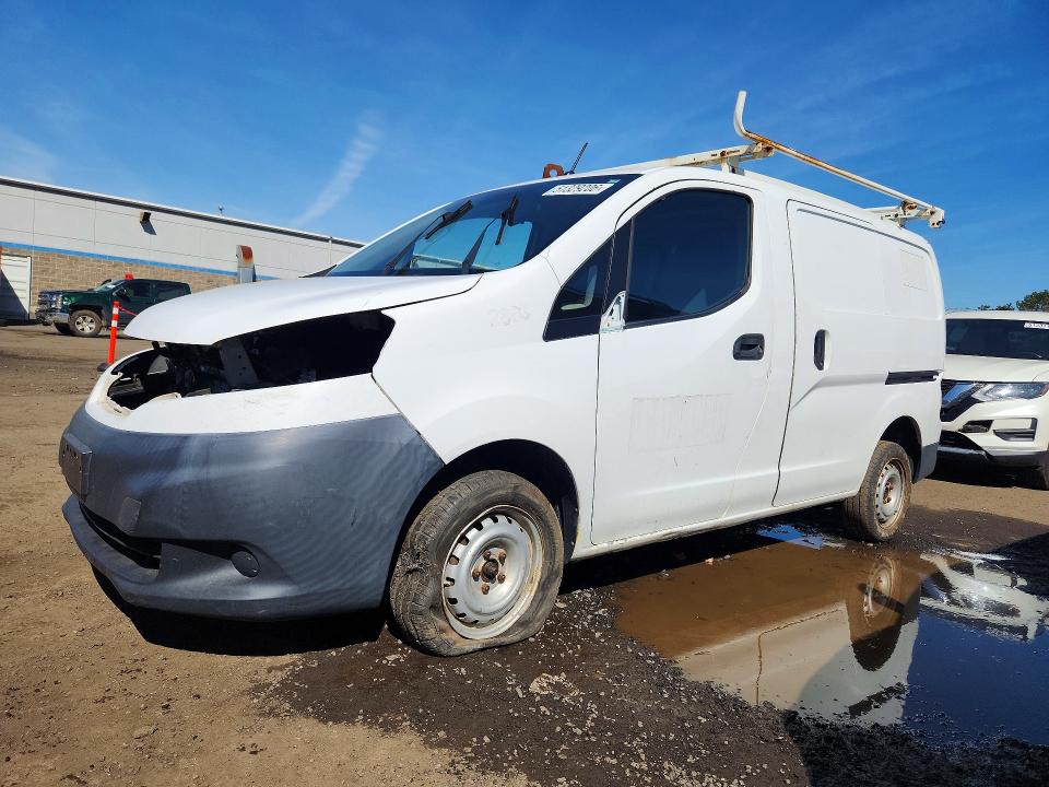 2015 NISSAN NV200 — VIN 3N6CM0KN3FK692893