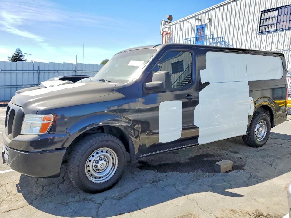 2016 NISSAN NV — VIN 1N6BF0KM8GN800627