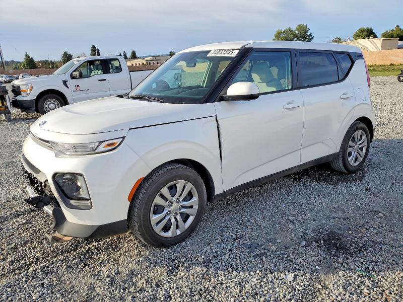 2021 KIA SOUL LX — VIN KNDJ23AU0M7768219