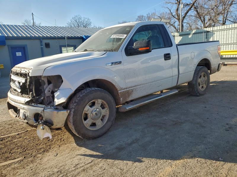 2013 FORD F150 — VIN 1FTMF1CM2DFE02514