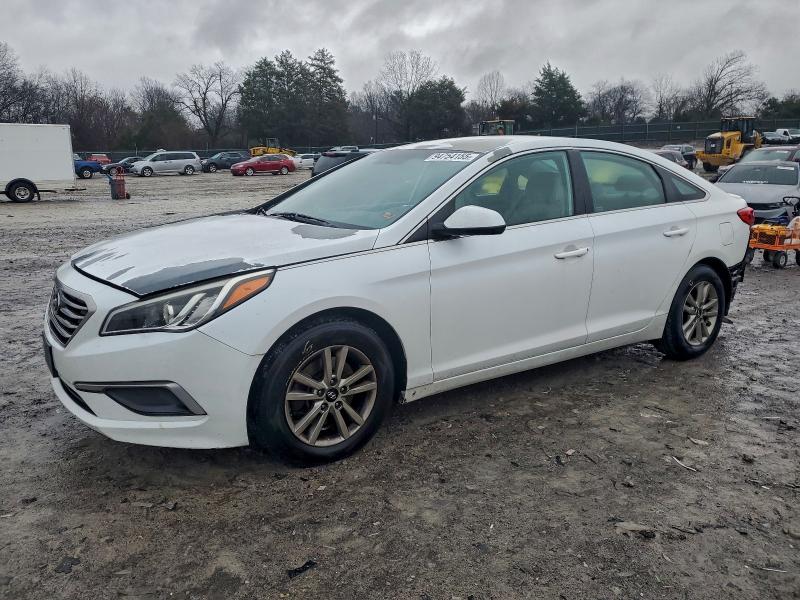 2016 HYUNDAI SONATA SE — VIN 5NPE24AFXGH285474