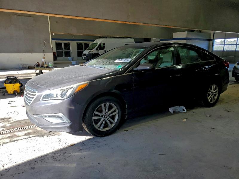 2015 HYUNDAI SONATA SE — VIN 5NPE24AF3FH208945
