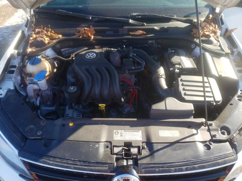 3VW2K7AJ9FM325526