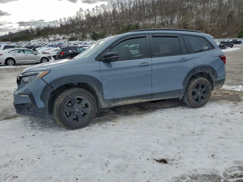 2022 HONDA PILOT TRAI — VIN 5FNYF6H88NB083152