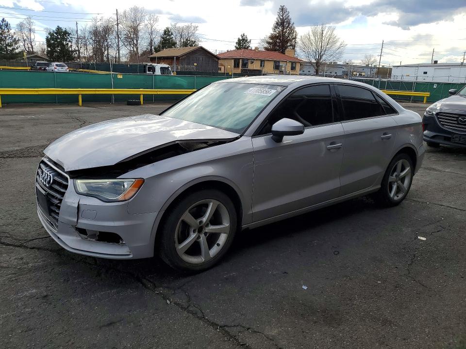 2015 AUDI A3 — VIN WAUBFGFF2F1140983