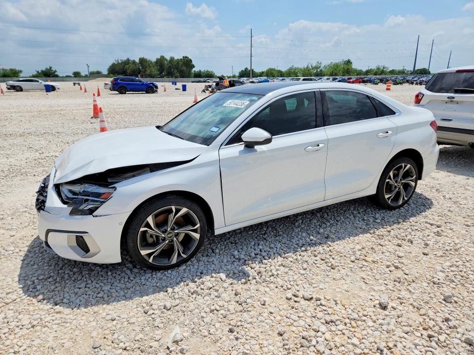 2022 AUDI A3 — VIN WAUBUDGY7NA063823