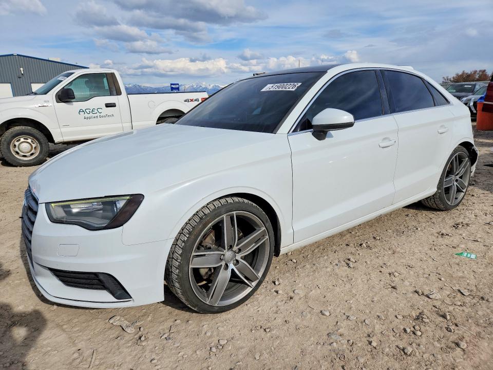 2015 AUDI A3 — VIN WAUCCGFF7F1032274