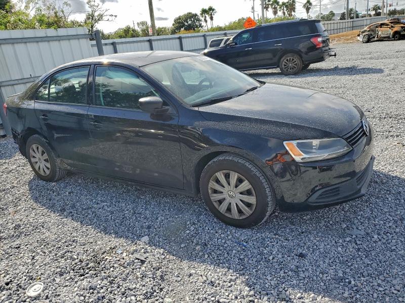3VW1K7AJ4EM324231
