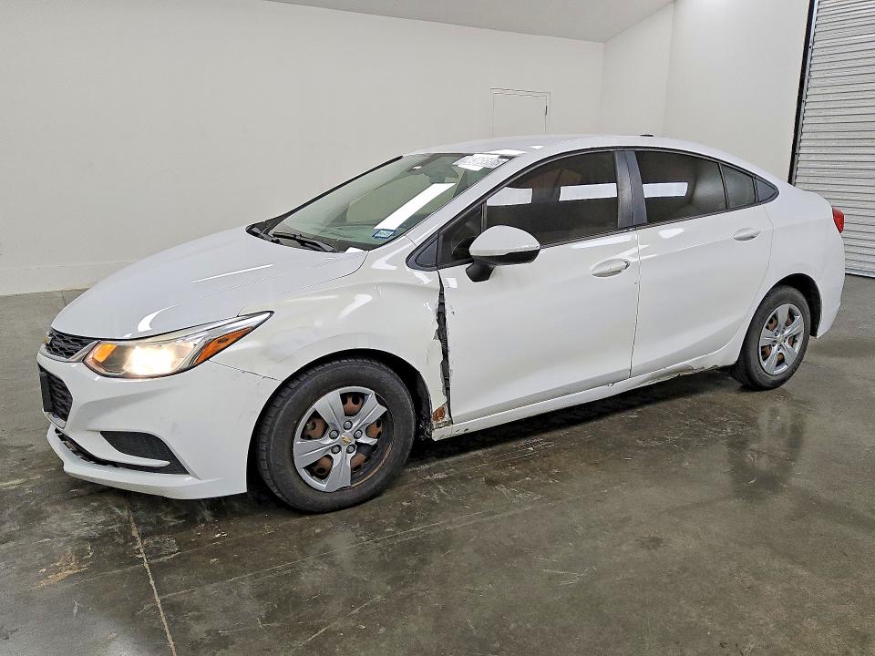 2018 CHEVROLET CRUZE — VIN 1G1BC5SM9J7224785