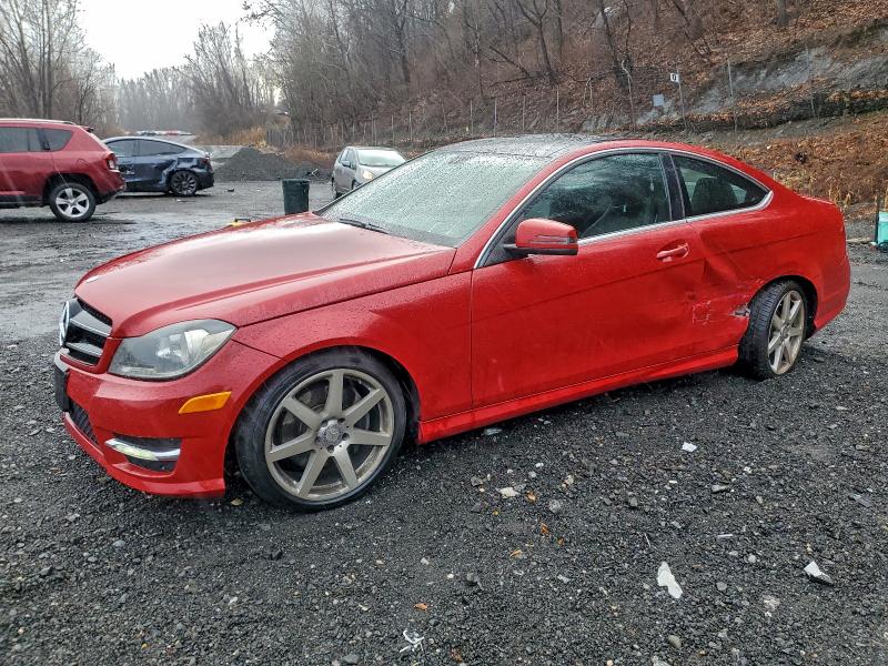 2014 MERCEDES-BENZ C 350 4MAT — VIN WDDGJ8JB8EG261665