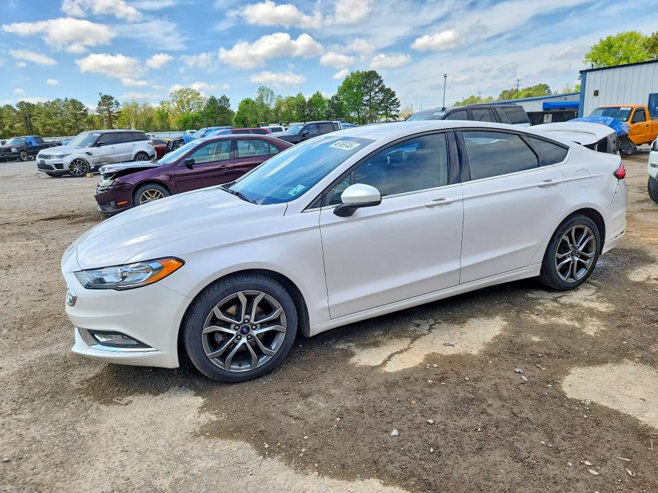 2017 FORD FUSION — VIN 3FA6P0HD2HR332813