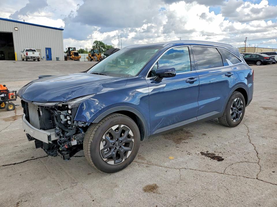 2026 KIA SORENTO — VIN 5XYRL4JC2TG437155