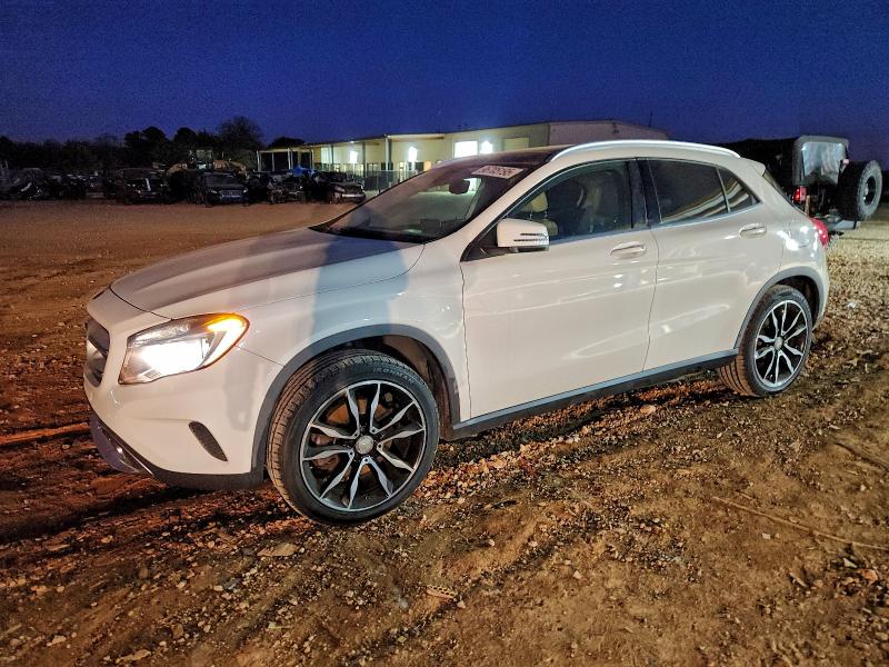 2016 MERCEDES-BENZ GLA 250 — VIN WDCTG4EB2GJ236531