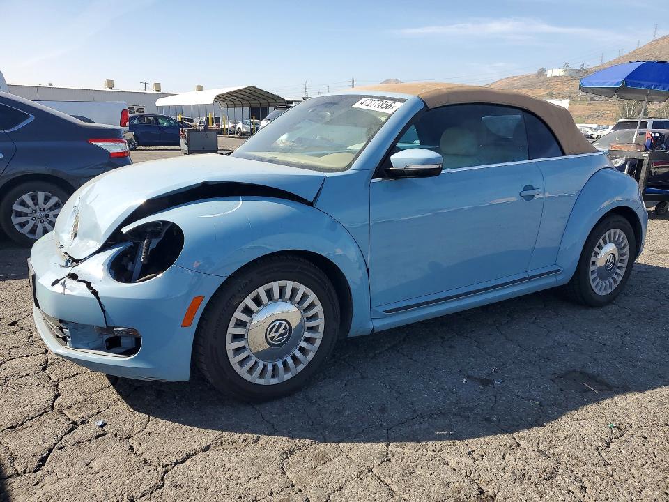 2015 VOLKSWAGEN BEETLE — VIN 3VW517ATXFM802966