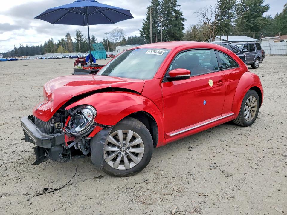 2019 VOLKSWAGEN BEETLE — VIN 3VWFD7AT1KM714006