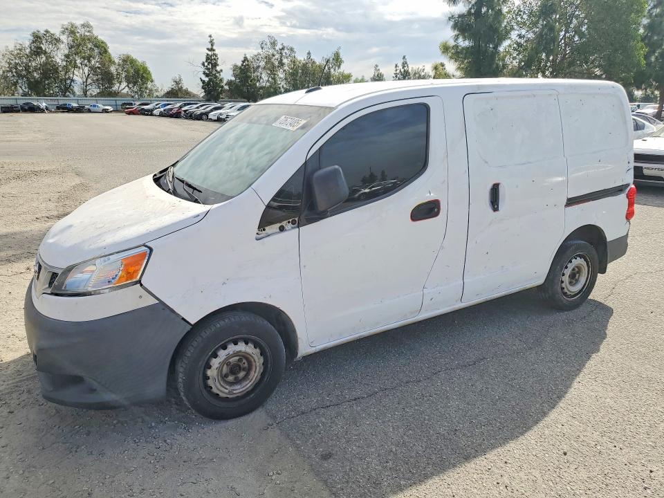 2015 NISSAN NV200 — VIN 3N6CM0KN7FK690788