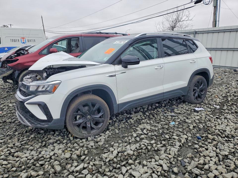 2024 VOLKSWAGEN TAOS — VIN 3VVEX7B26RM015378
