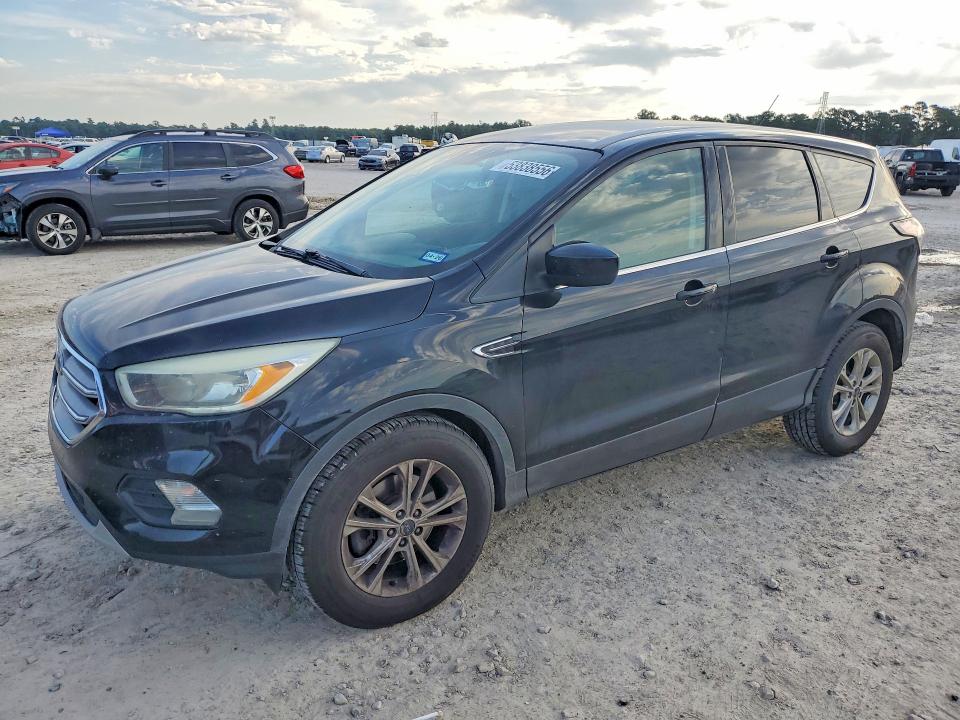 2017 FORD ESCAPE — VIN 1FMCU9GD1HUC74810