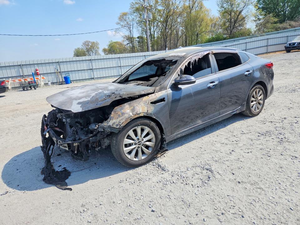 2018 KIA OPTIMA — VIN 5XXGT4L34JG230871