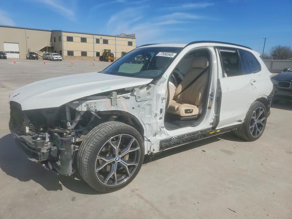 2021 BMW X5 — VIN 5UXCR6C01M9G75358