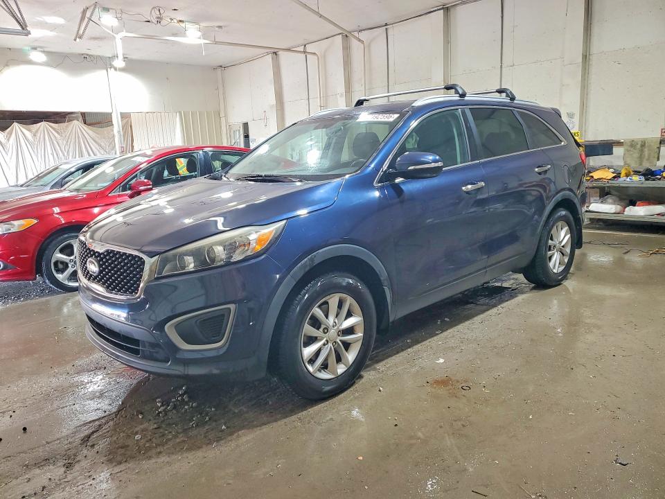 2016 KIA SORENTO — VIN 5XYPG4A32GG062613