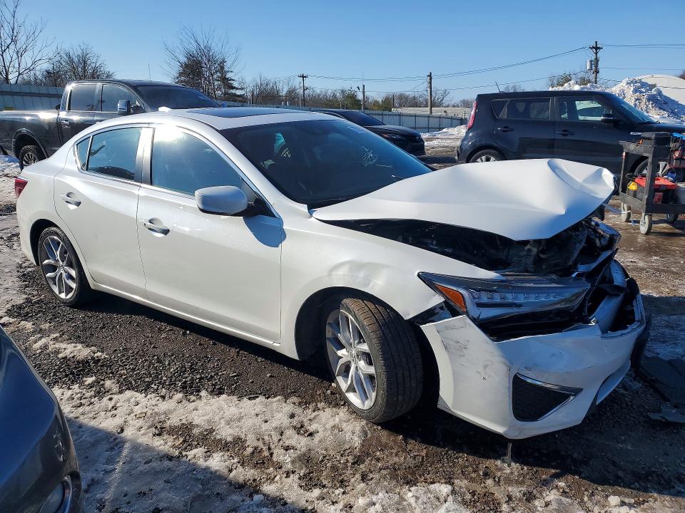 19UDE2F38KA015618