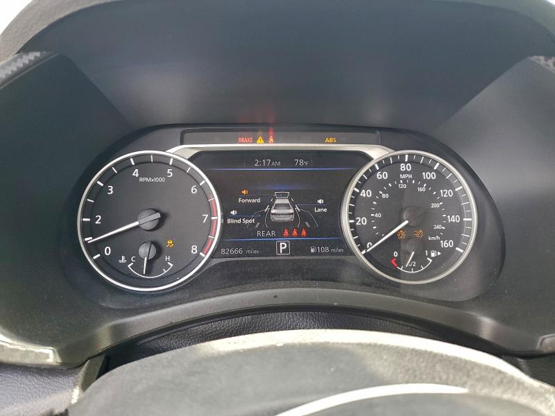 3N1AB8CV5NY220495