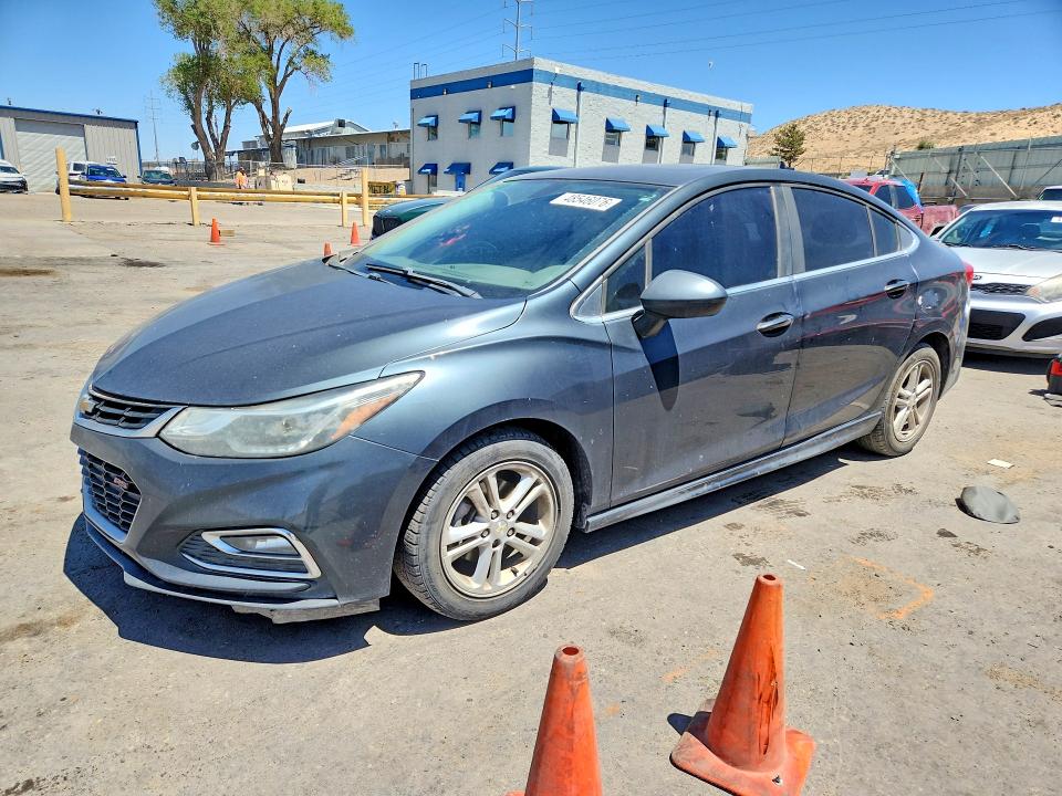 2018 CHEVROLET CRUZE — VIN 1G1BE5SM8J7121366