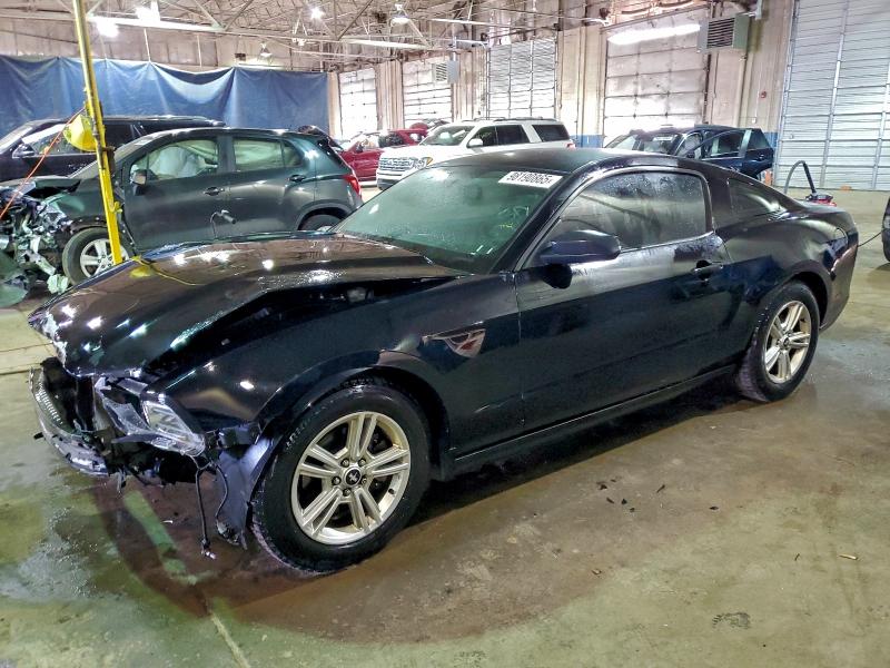 2014 FORD MUSTANG — VIN 1ZVBP8AM4E5263085