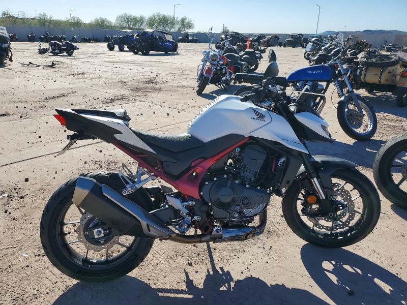 2025 HONDA CB750 — VIN JH2RH2408SK003250