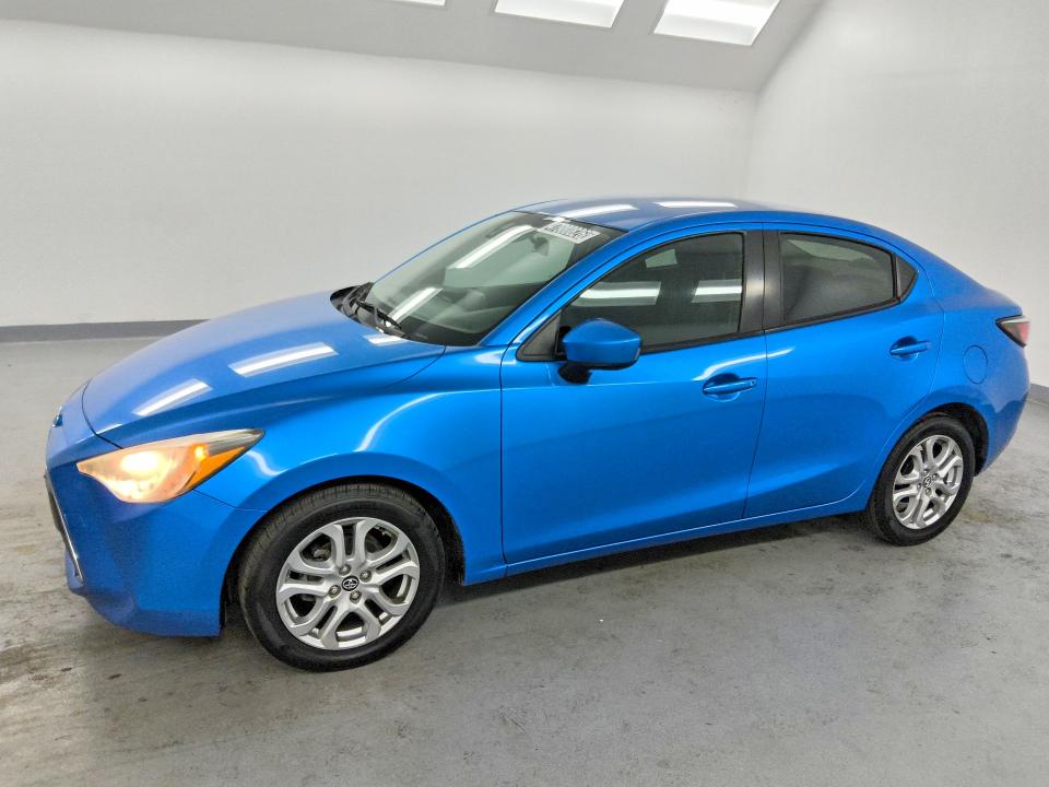 2018 TOYOTA YARIS IA — VIN 3MYDLBYV0JY300652