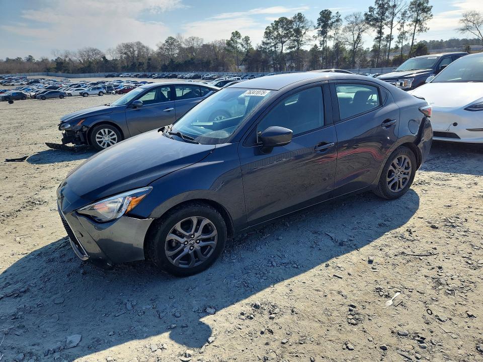 2019 TOYOTA YARIS 2D — VIN 3MYDLBYV0KY526014