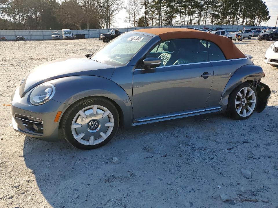 2019 VOLKSWAGEN BEETLE — VIN 3VW5DAAT3KM503110
