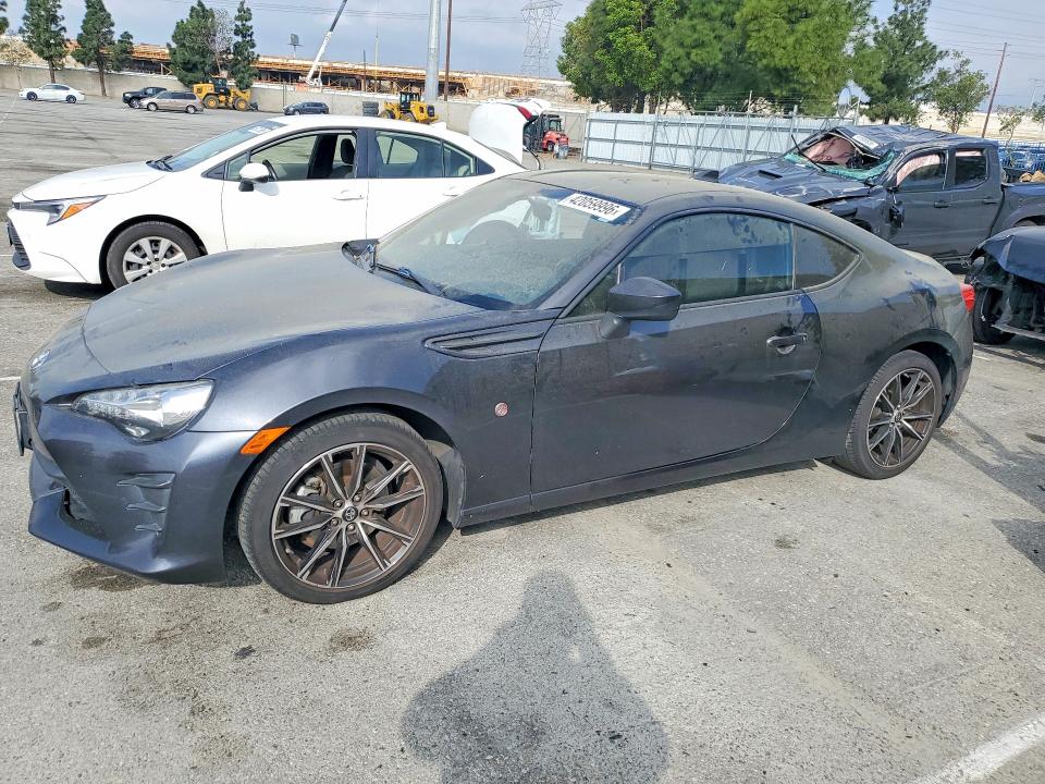 2017 TOYOTA 86 — VIN JF1ZNAA16H8706186