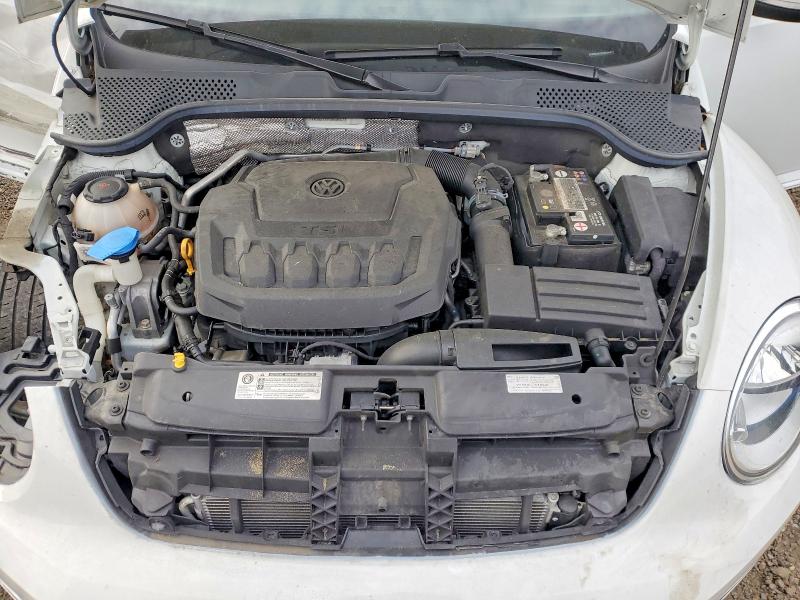 3VW5DAAT0JM504472