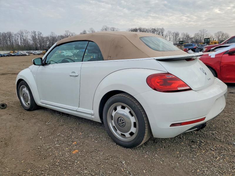 3VW5DAAT0JM504472