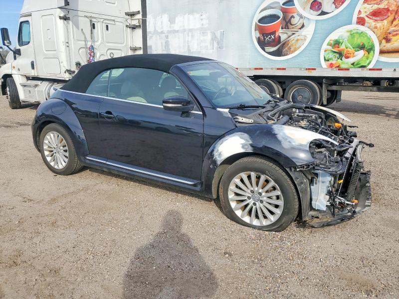 3VW5DAAT3KM500062