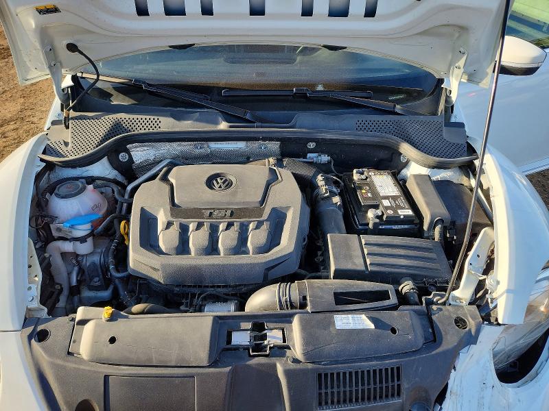 3VW5DAAT0KM502240