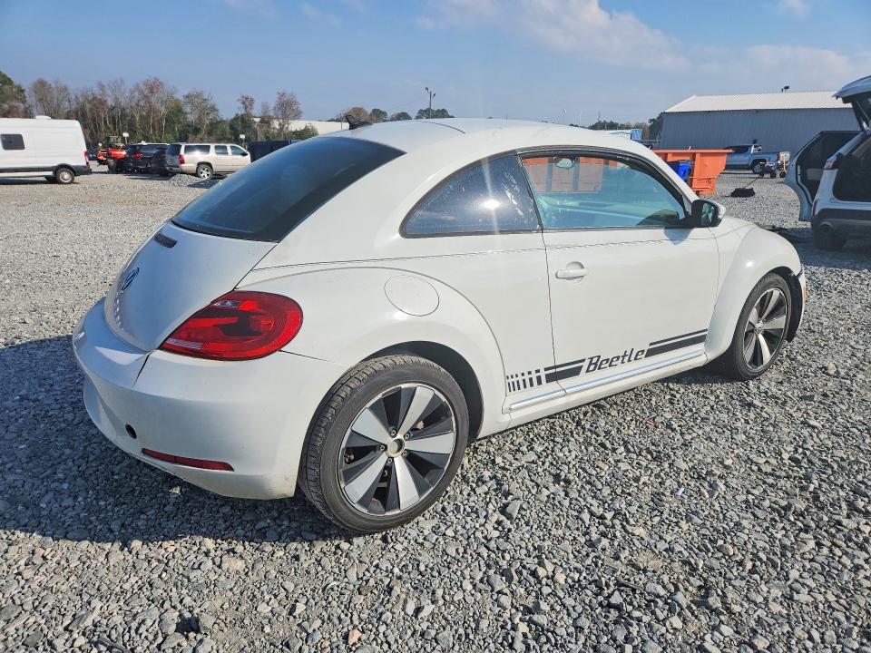 3VWJ17AT8FM618639
