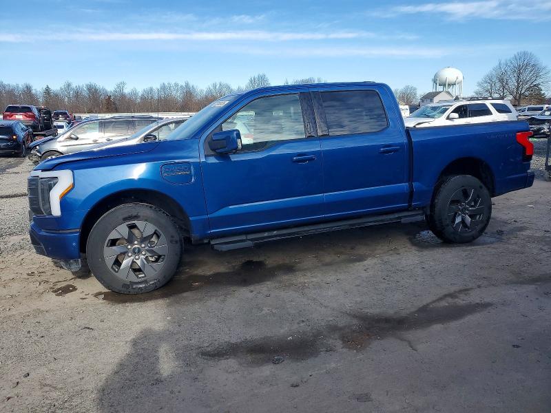 2022 FORD F150 LIGHT — VIN 1FT6W1EV9NWG13712