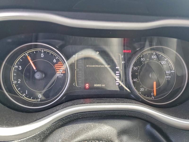1C4PJLCB8HW650116
