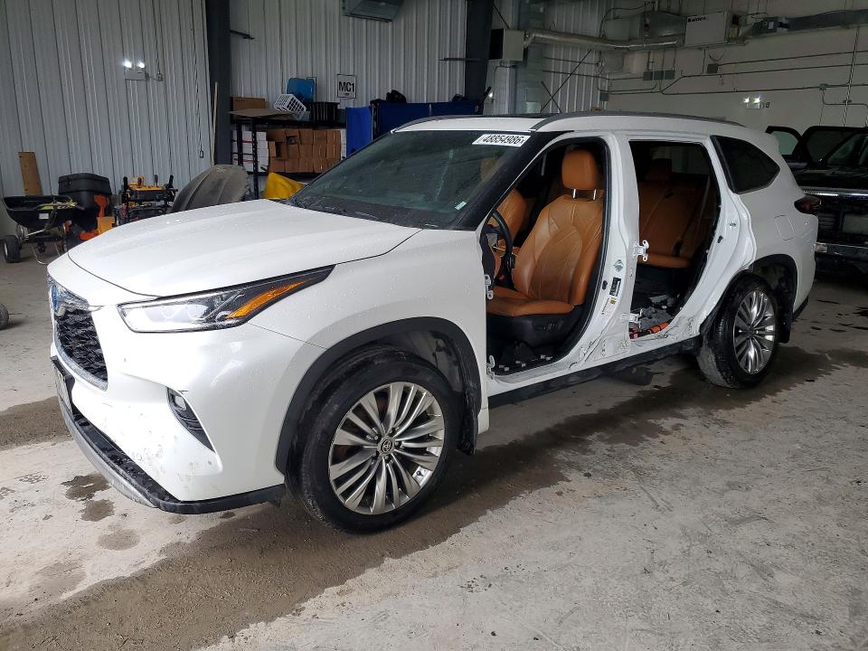 2024 TOYOTA HIGHLANDER HYBRID — VIN 5TDEBRCH2RS609252