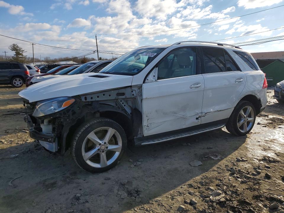 2016 MERCEDES-BENZ GLE 350 4M — VIN 4JGDA5HB3GA751997