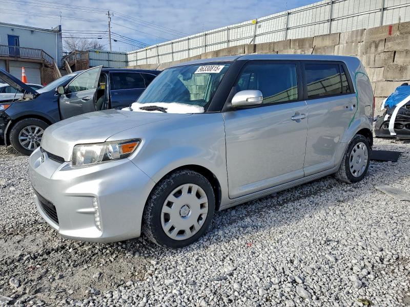 2015 TOYOTA SCION XB — VIN JTLZE4FEXFJ066940