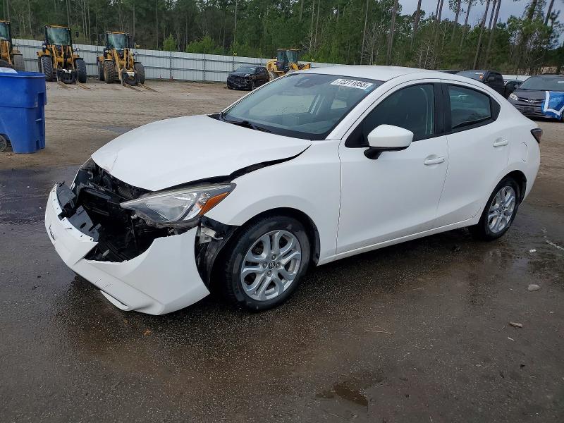 2017 TOYOTA YARIS IA — VIN 3MYDLBYVXHY157820