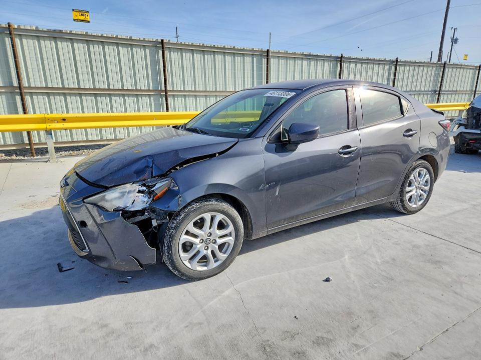 2018 TOYOTA YARIS IA — VIN 3MYDLBYV6JY300980
