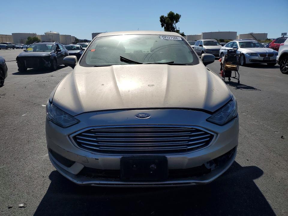 3FA6P0LUXJR235081