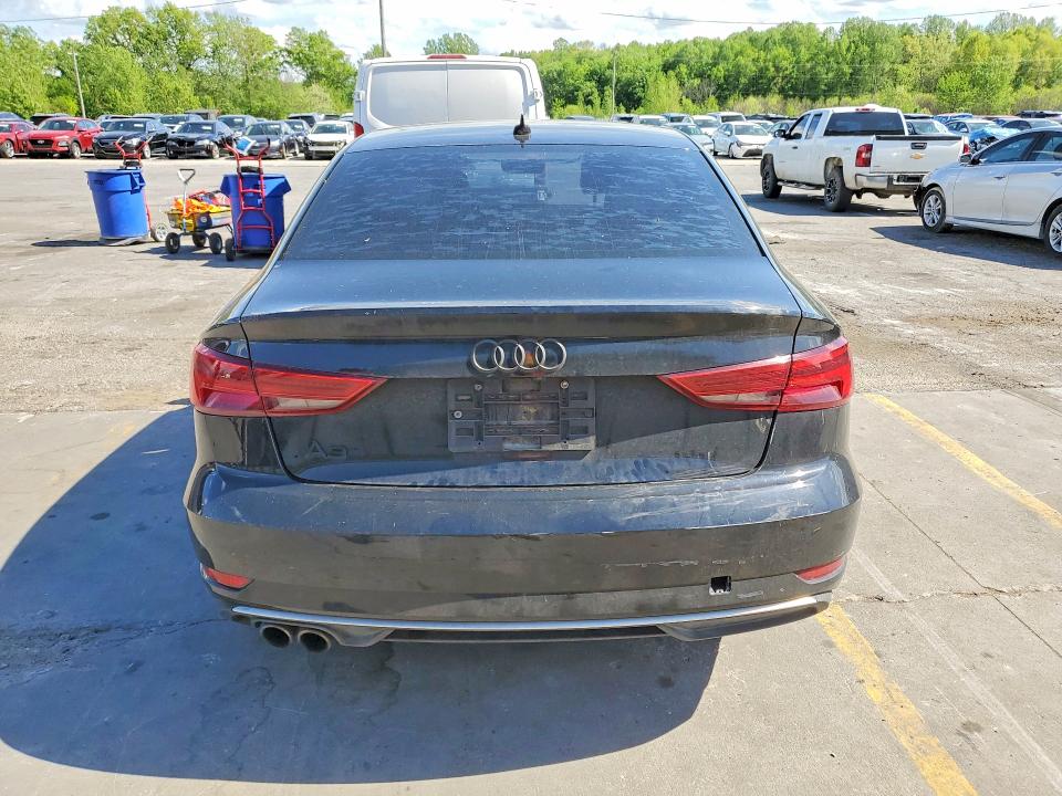 WAUAUGFF7H1042522