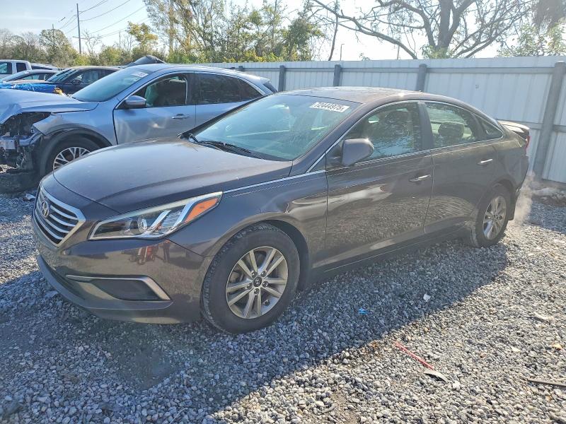 2017 HYUNDAI SONATA SE — VIN 5NPE24AF1HH525707
