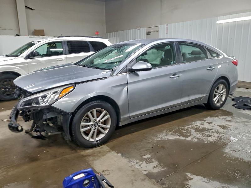 2016 HYUNDAI SONATA SE — VIN 5NPE24AF5GH352448